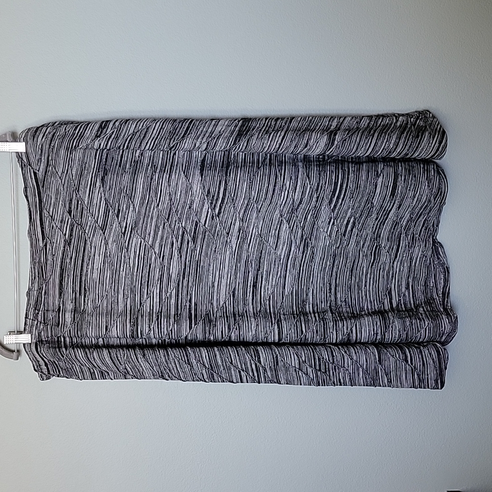 Avenue Plus Size Casual Office NWT Gray Textured Stretch Skirt 22/24